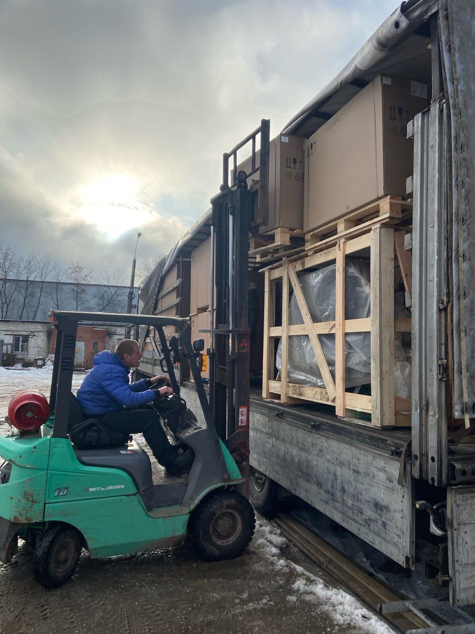 Отгрузка поршневых компрессоров Remeza СБ4/C-50.LB30A в г. Самара